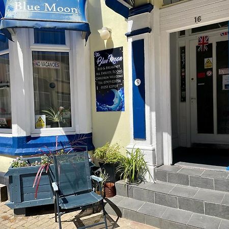 ブラックプール The Blue Moon Bed & Breakfast エクステリア 写真