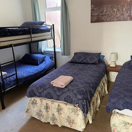 ブラックプール The Blue Moon Bed & Breakfast エクステリア 写真