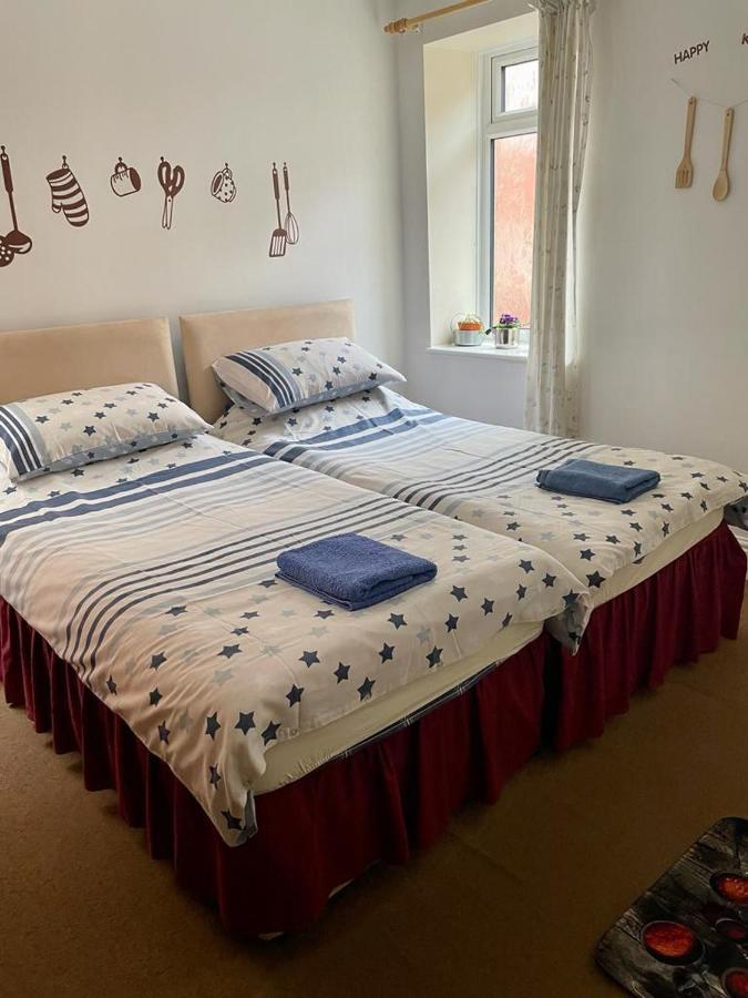 ブラックプール The Blue Moon Bed & Breakfast エクステリア 写真