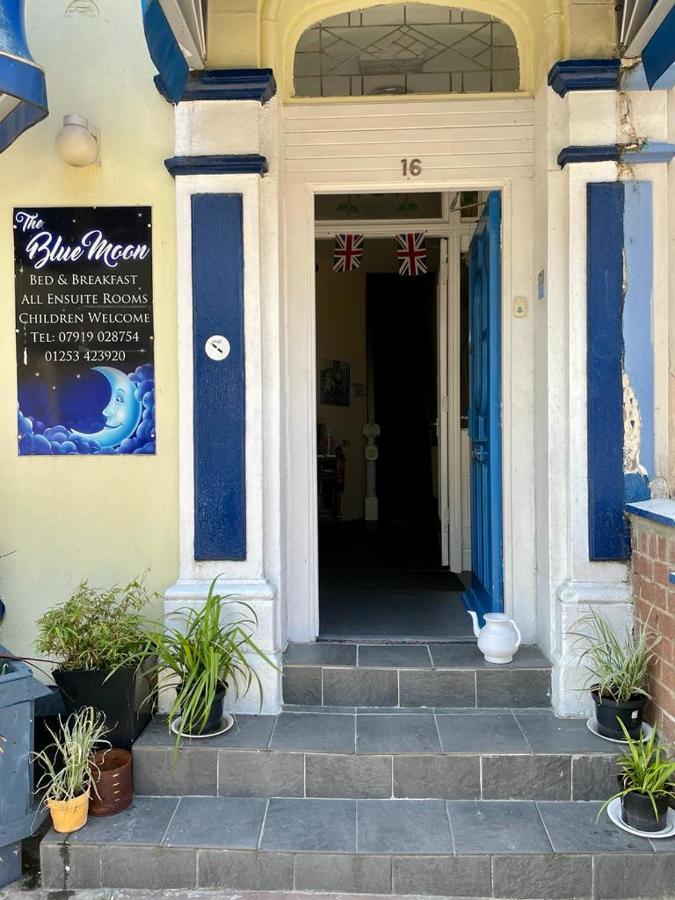 ブラックプール The Blue Moon Bed & Breakfast エクステリア 写真