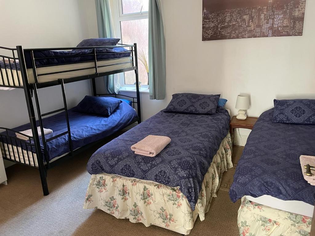 ブラックプール The Blue Moon Bed & Breakfast エクステリア 写真